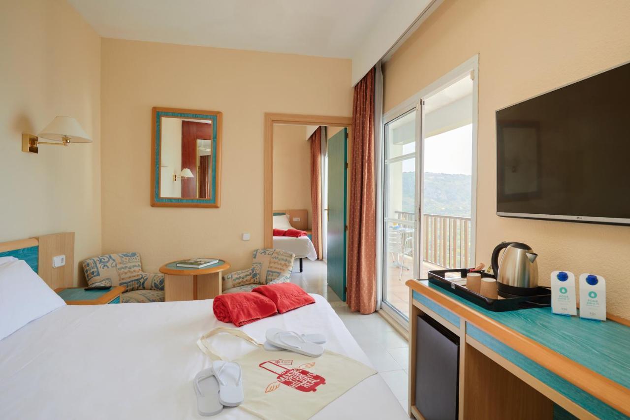 Sol Milanos Pingueinos Hotell Son Bou Exteriör bild