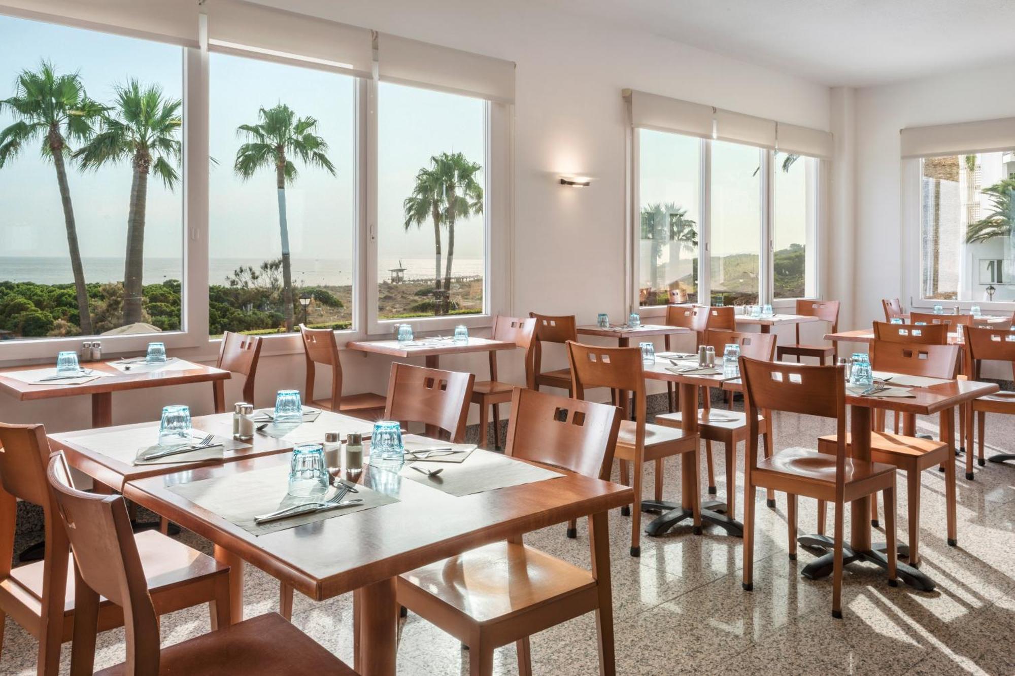 Sol Milanos Pingueinos Hotell Son Bou Exteriör bild