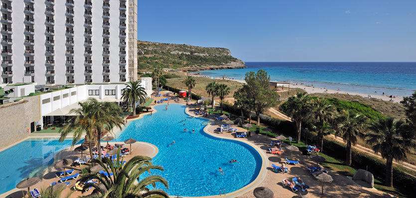 Sol Milanos Pingueinos Hotell Son Bou Exteriör bild