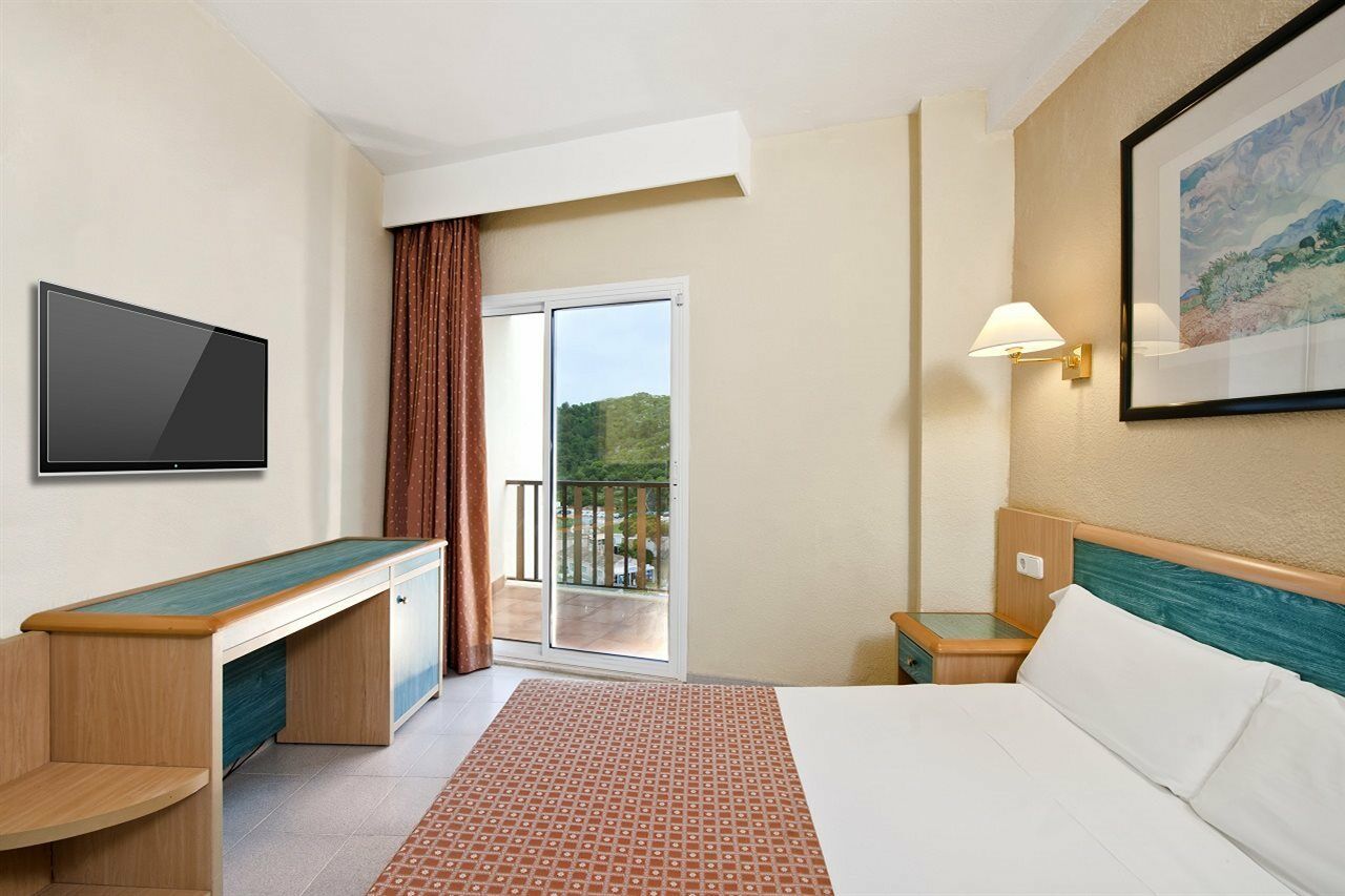 Sol Milanos Pingueinos Hotell Son Bou Exteriör bild